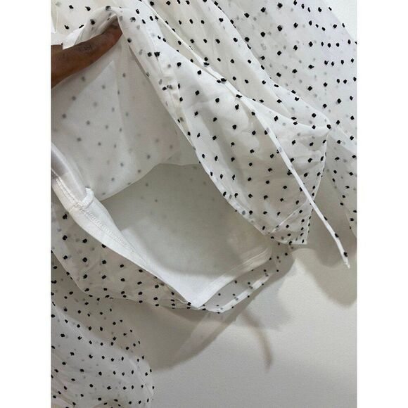 Beacon Apparel Retro Preppy Polka Dot Minimalist Feminine Office Chic Blouse - Picture 6 of 12